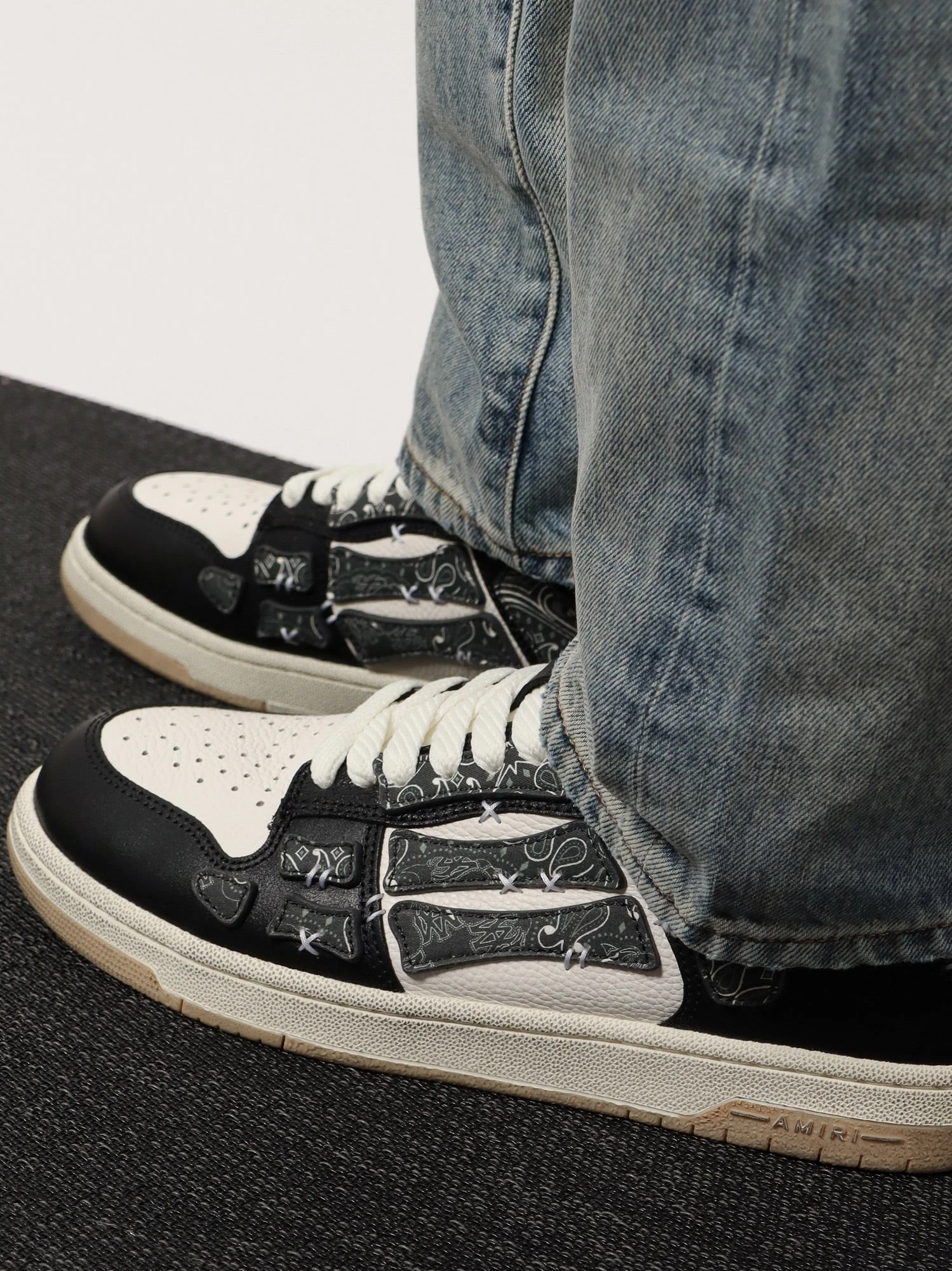 Bandana Skel Top Low leather low-top sneakers.webp