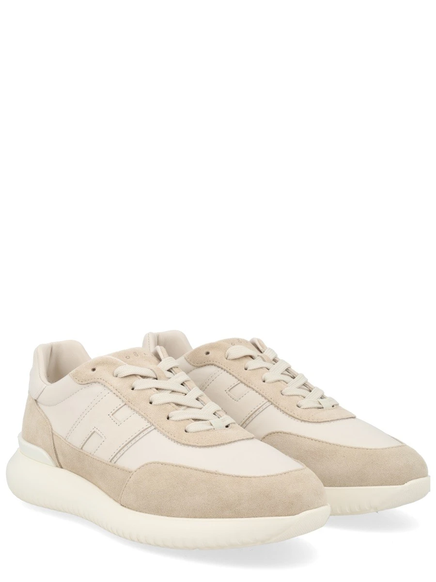 "INTERACTIVE³" SNEAKER.webp