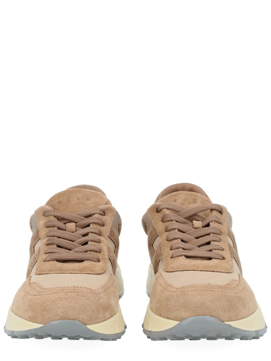 "HYPERLIGHT" SNEAKER.webp