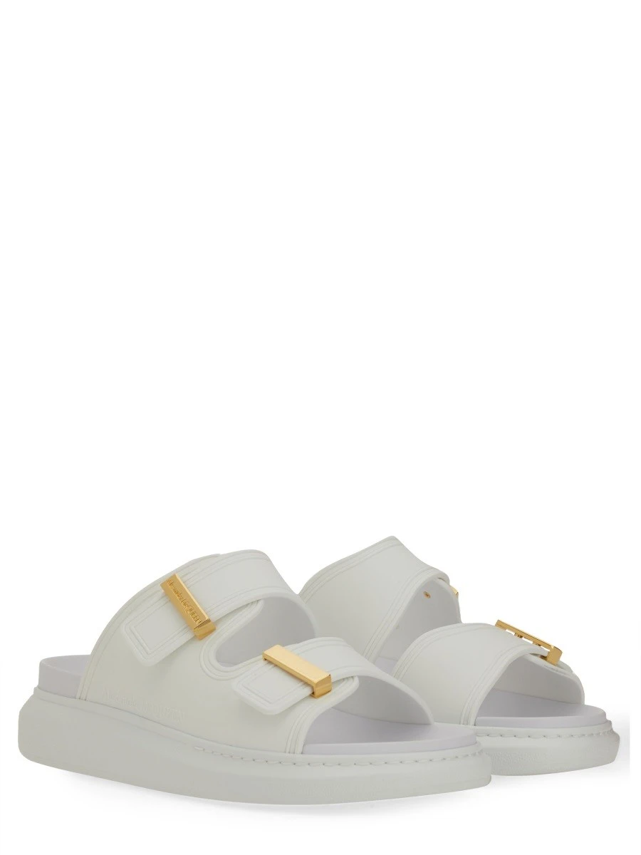 OVERSIZE HYBRID SANDAL.webp