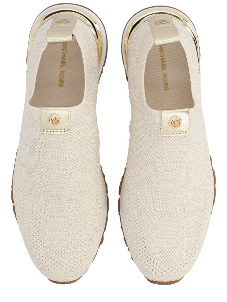 "NOVA" SLIP-ON SNEAKER.webp