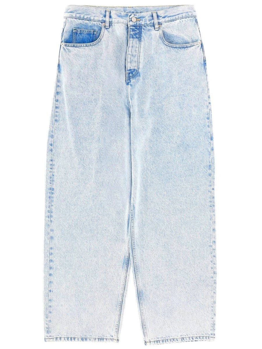 JEANS IN DENIM.webp