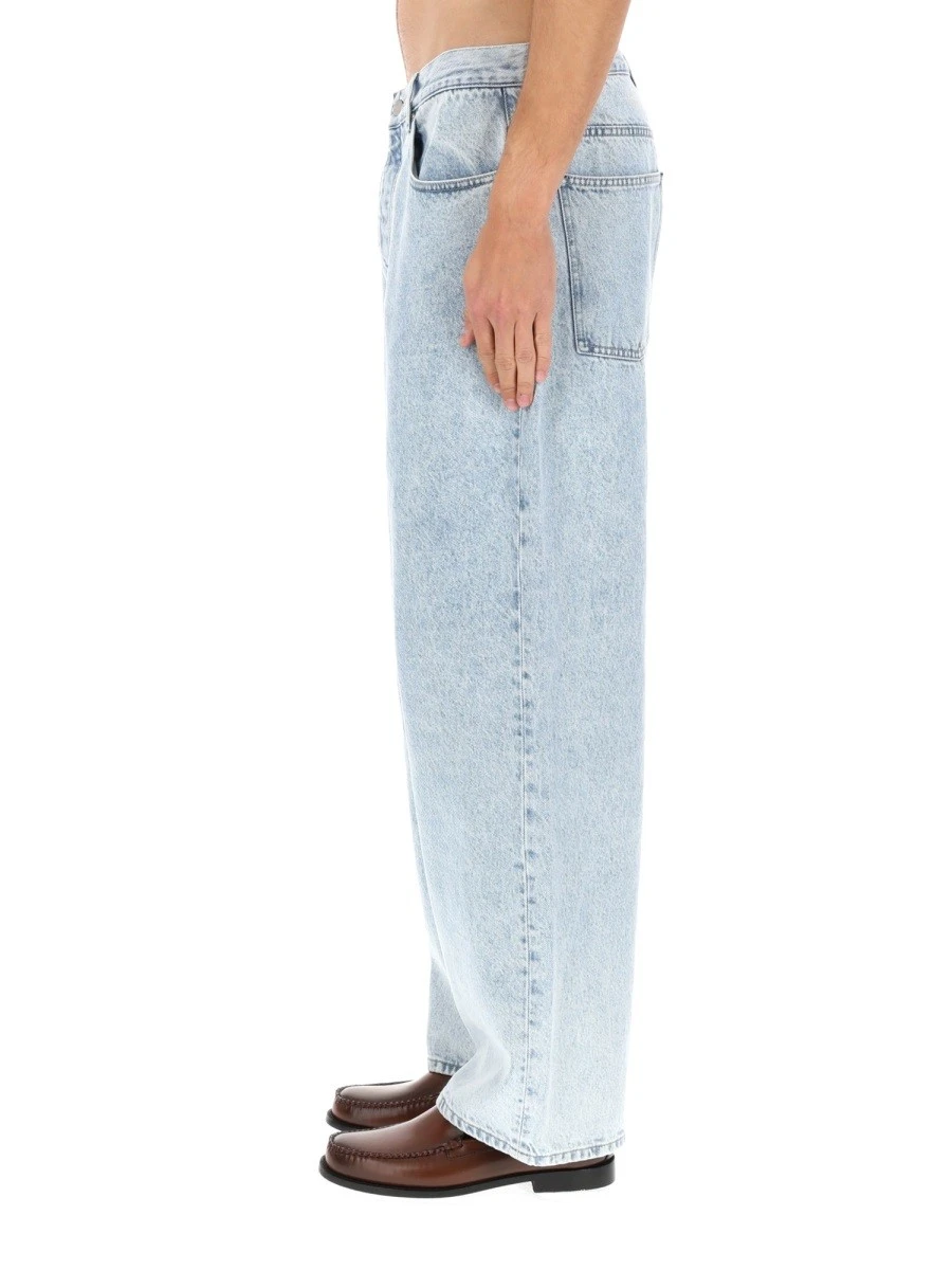JEANS IN DENIM.webp