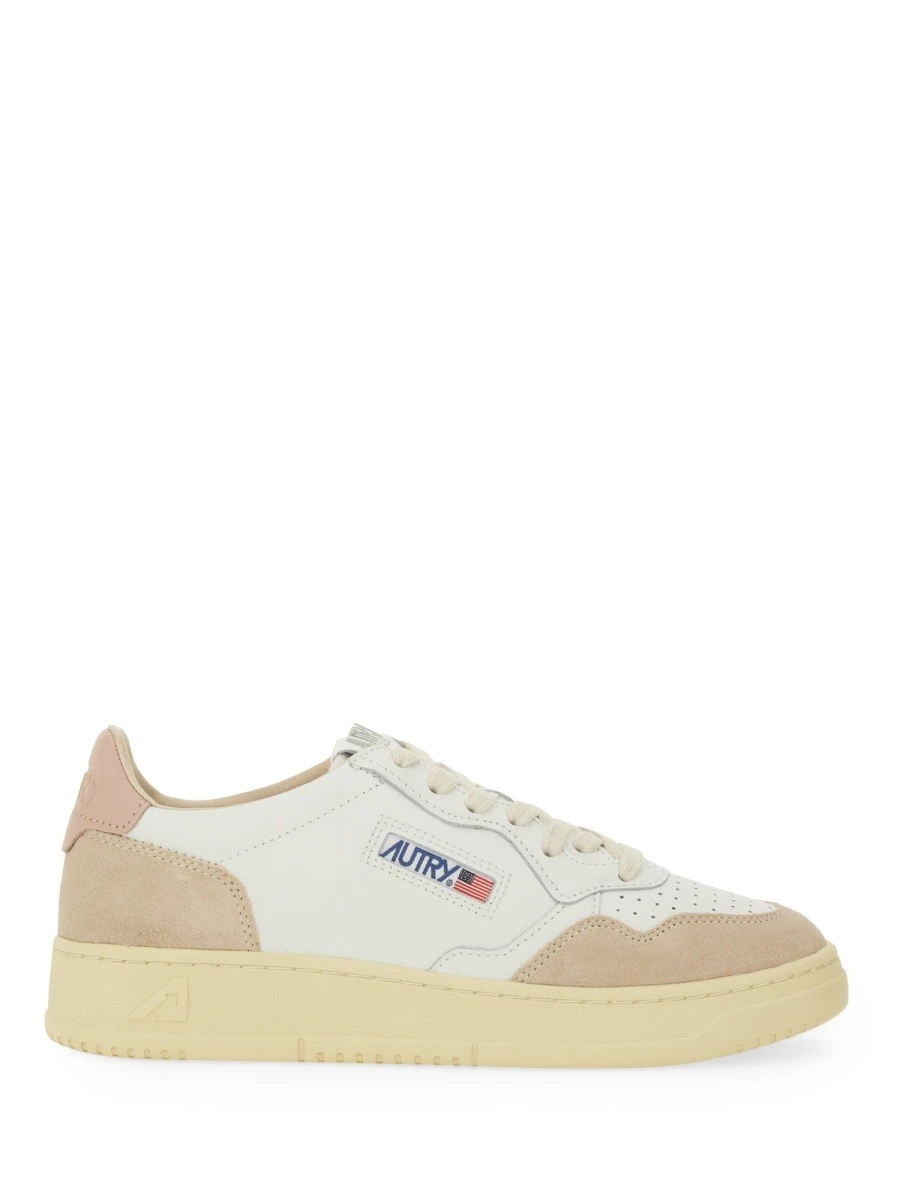 SNEAKER "MEDALIST LOW".webp
