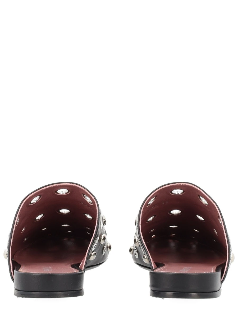 LEATHER SLIPPER WITH STUDS.webp
