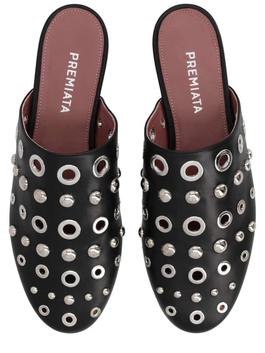 LEATHER SLIPPER WITH STUDS.webp
