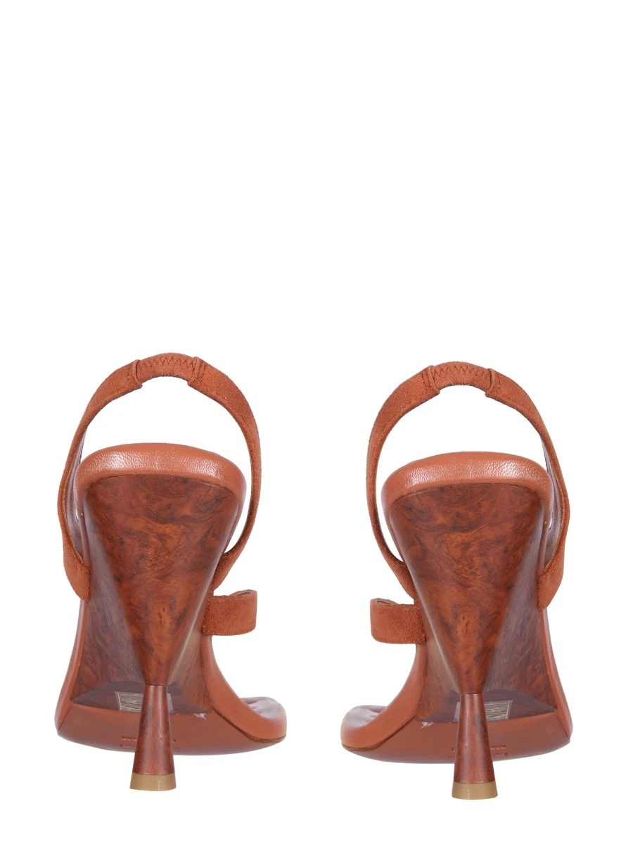 ROSIE 12 FOOTBED.webp