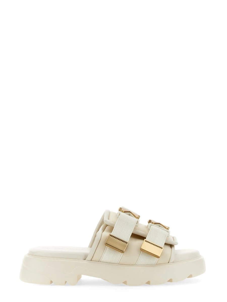 SANDAL FLASH.webp