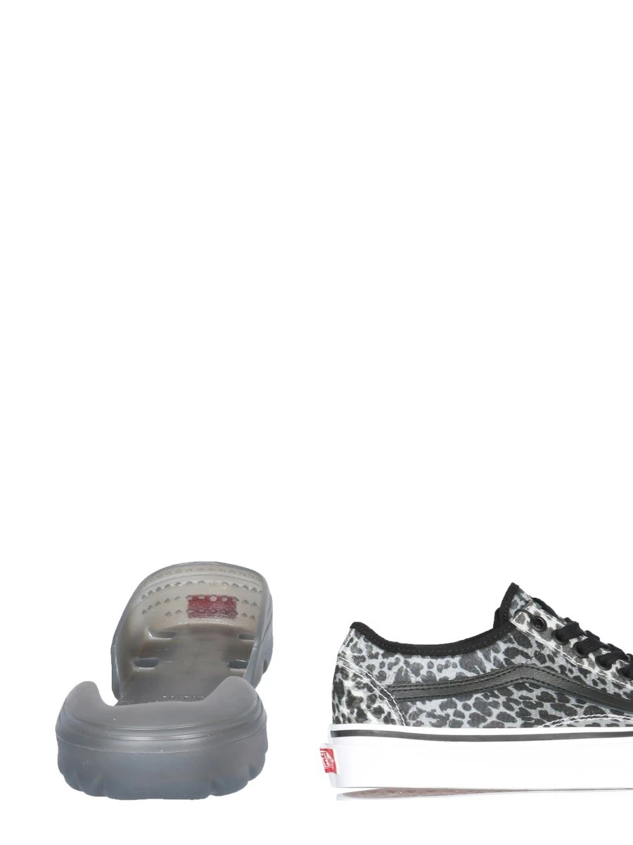 OLD SKOOL SNEAKER.webp