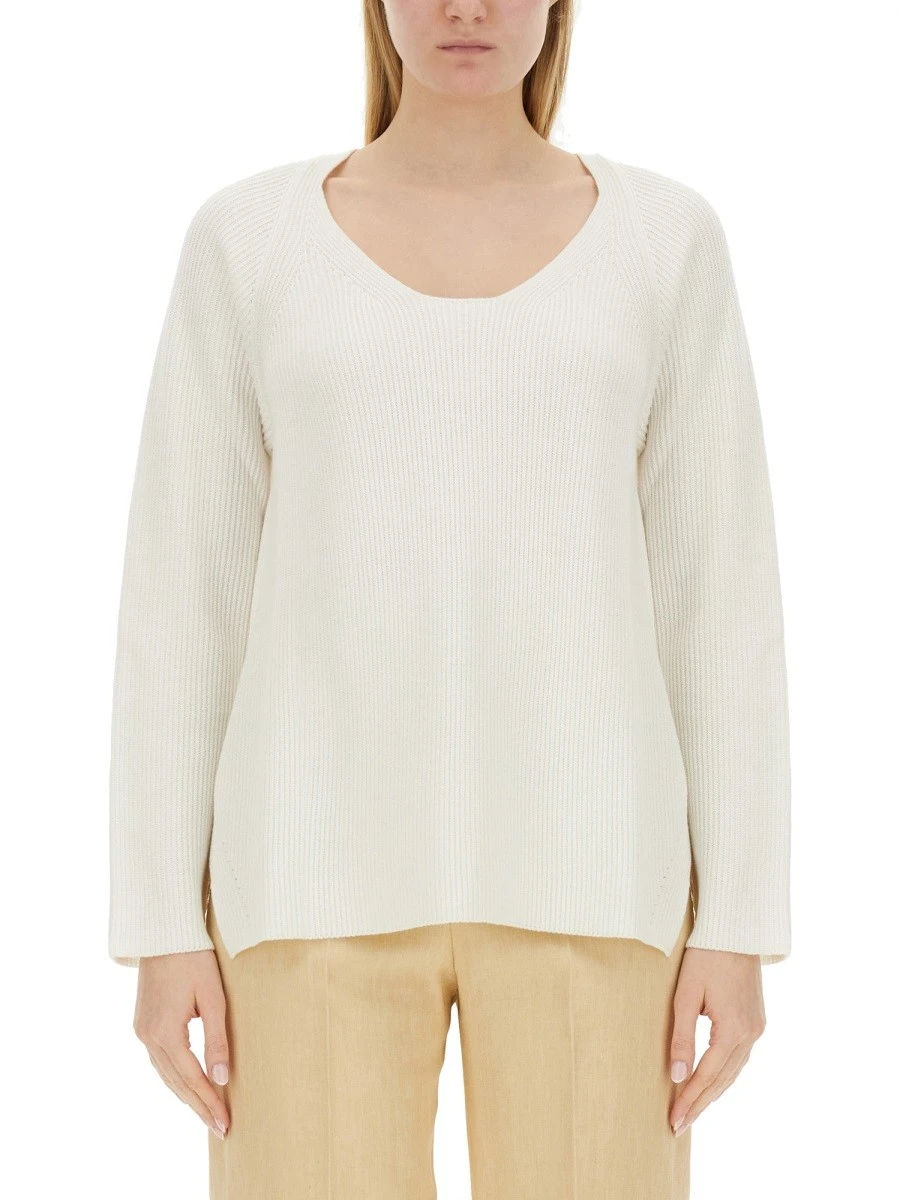 V-NECK SWEATER.webp