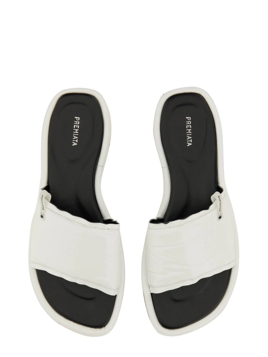 SLIDE SANDAL.webp