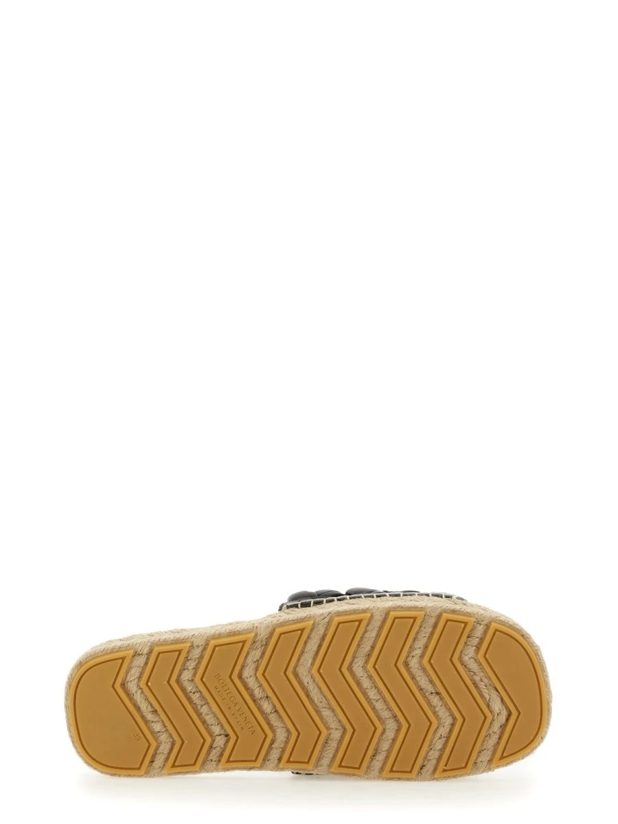 LEATHER SANDAL.webp