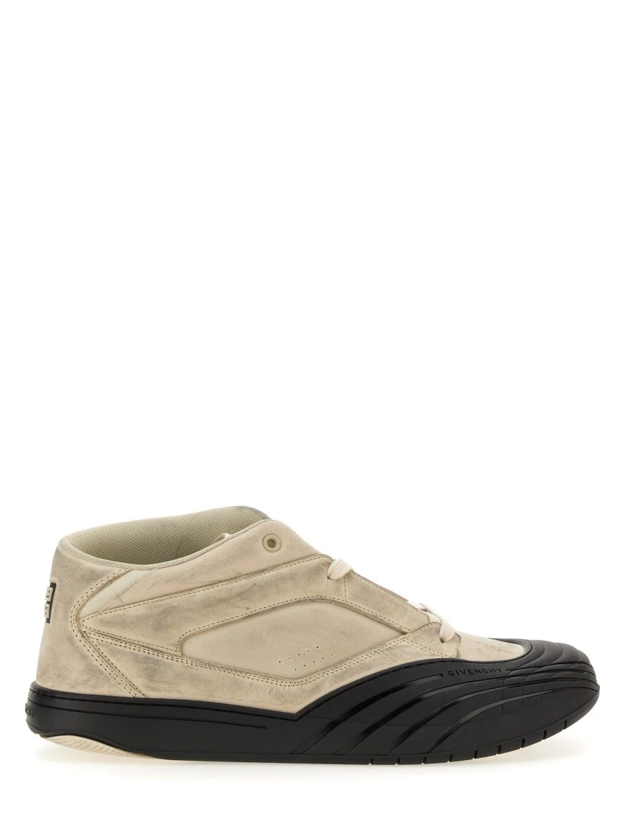 SKATE SNEAKER.webp