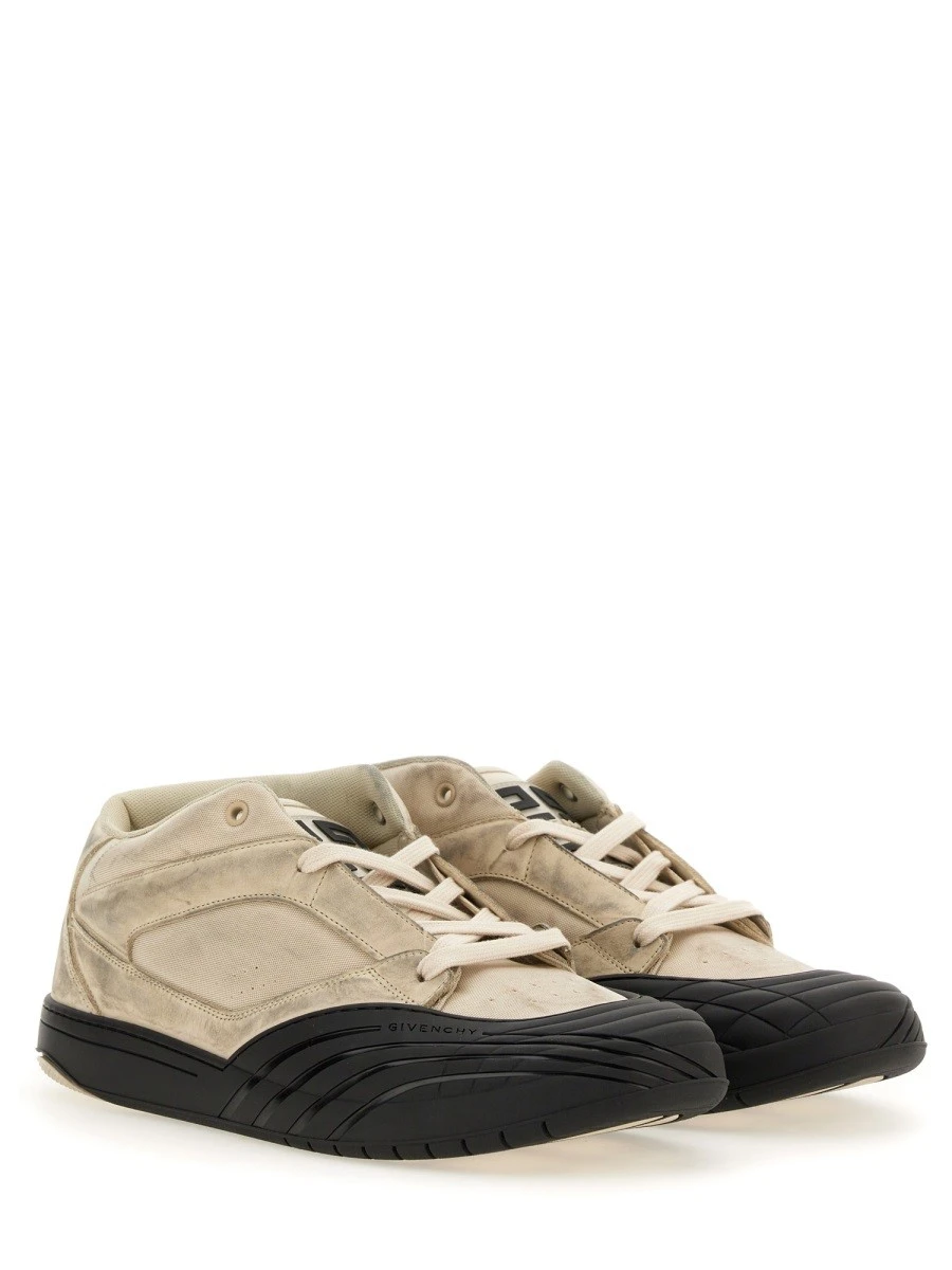 SKATE SNEAKER.webp