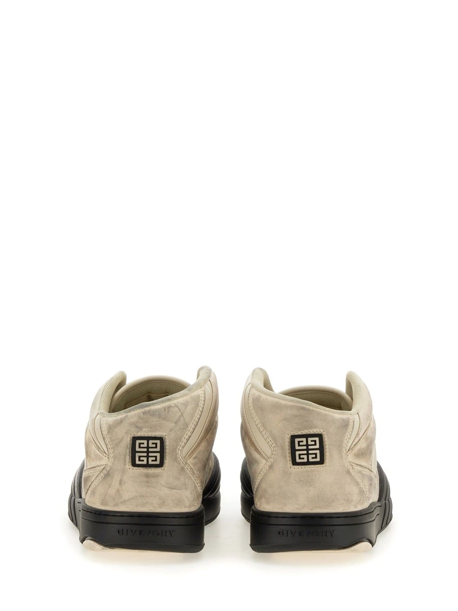 SKATE SNEAKER.webp