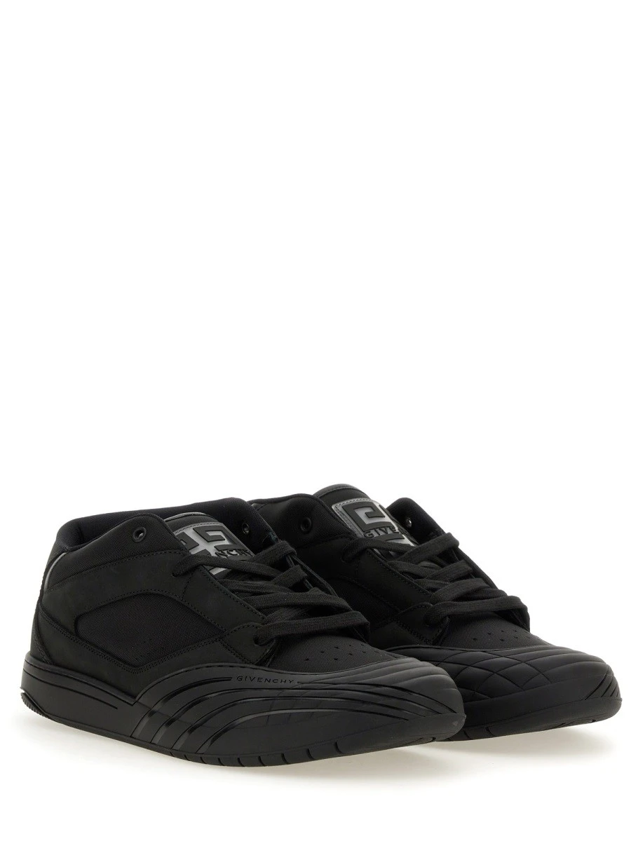 SKATE SNEAKER.webp