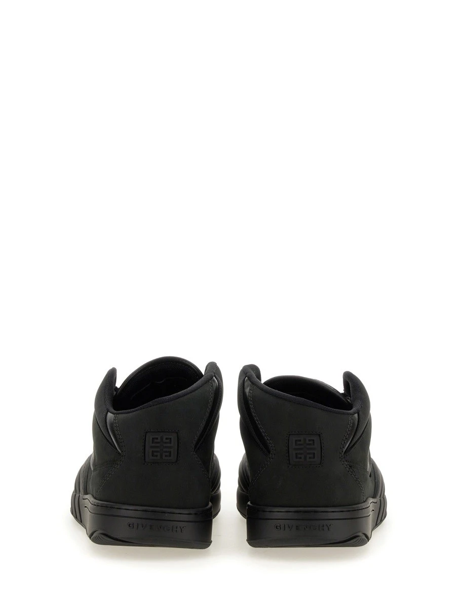 SKATE SNEAKER.webp