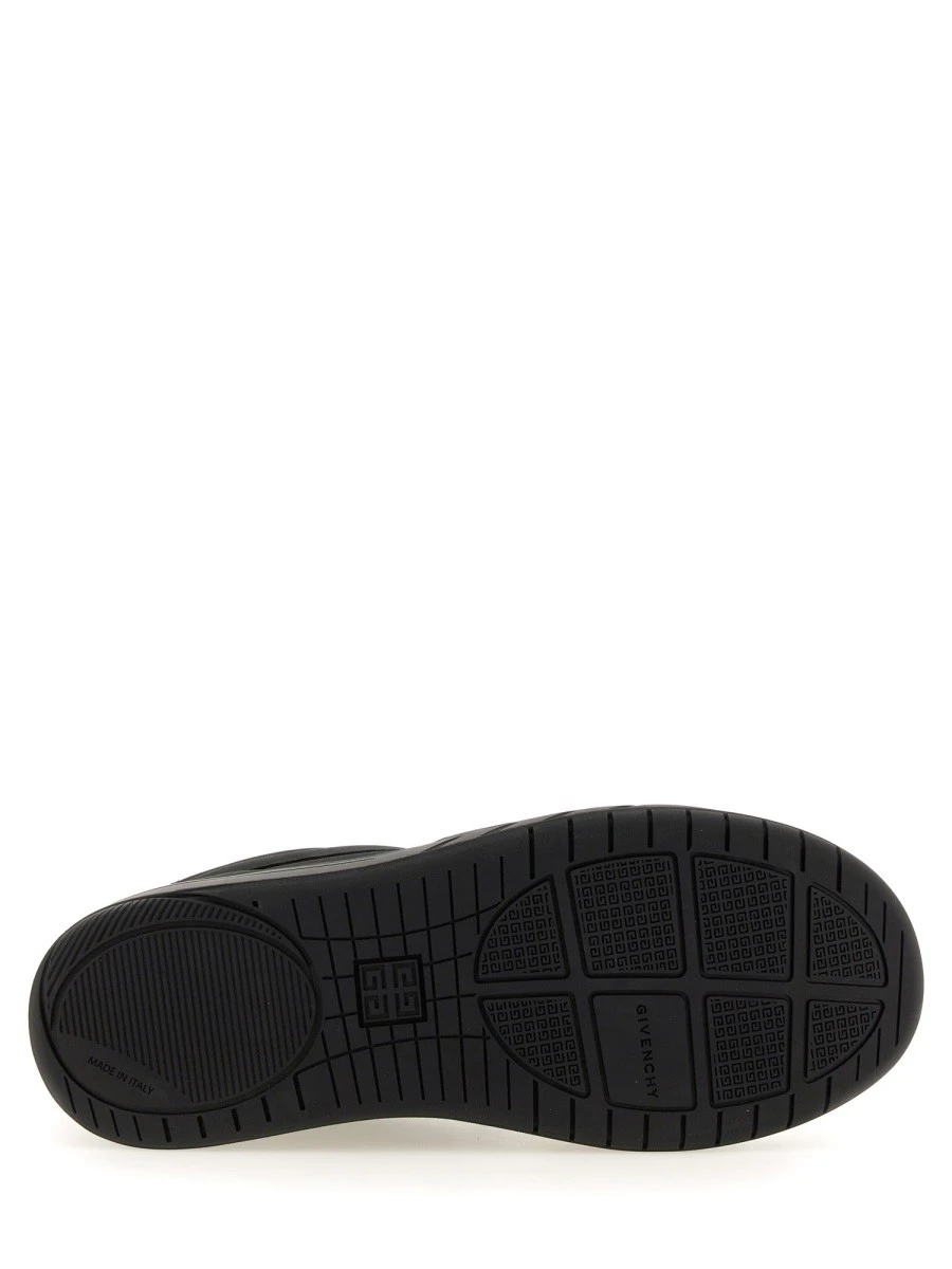 SKATE SNEAKER.webp