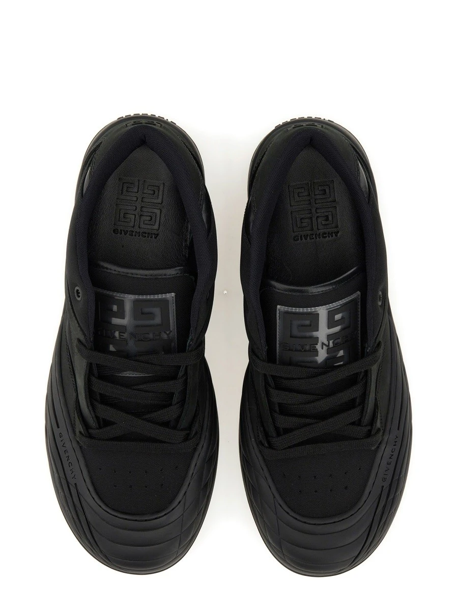 SKATE SNEAKER.webp