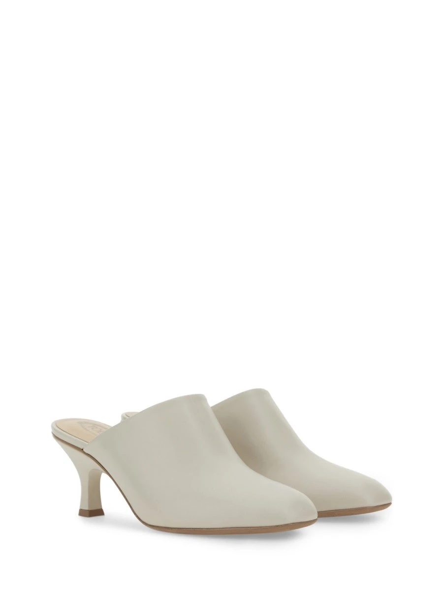 LEATHER SANDAL.webp