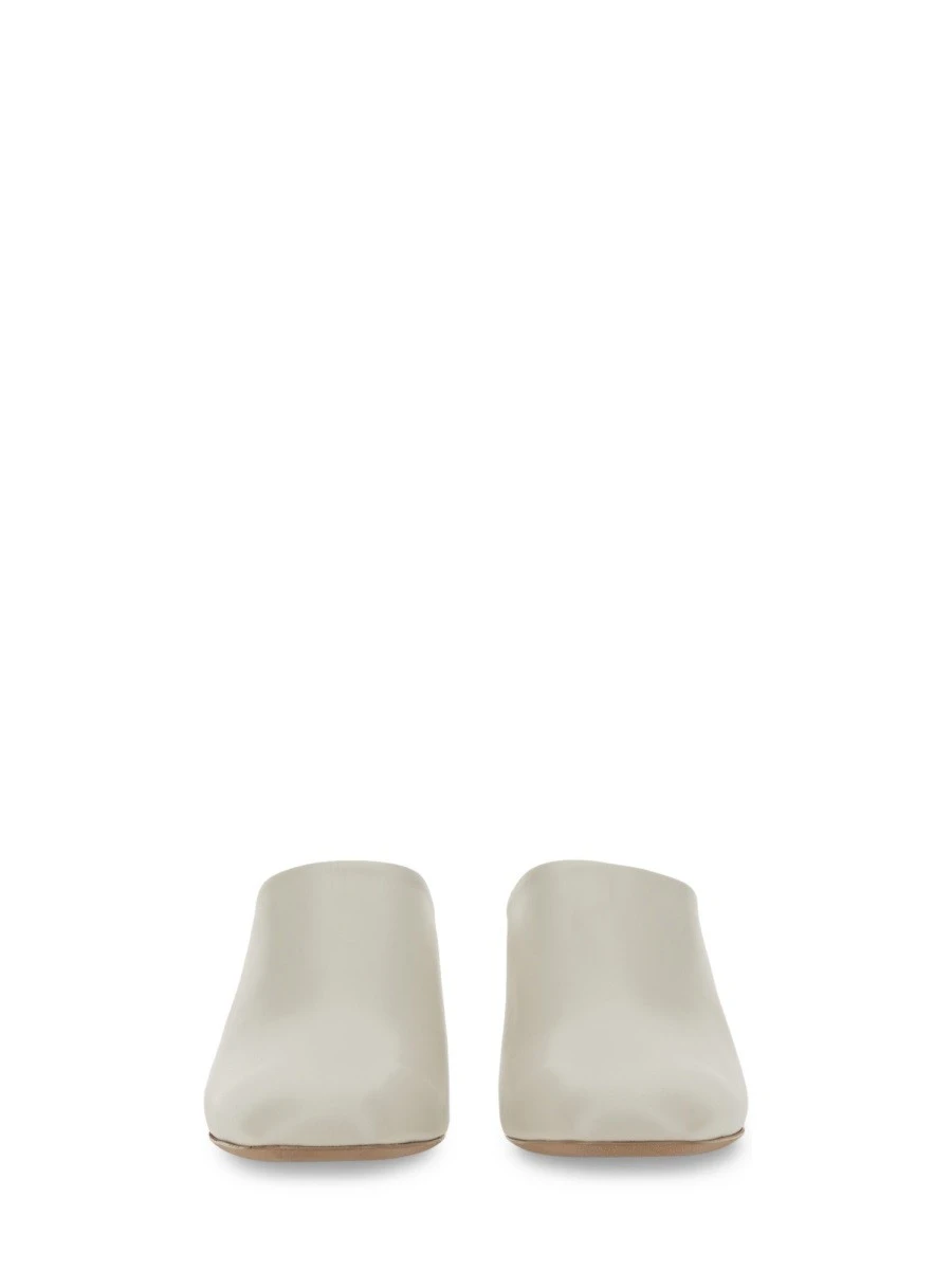 LEATHER SANDAL