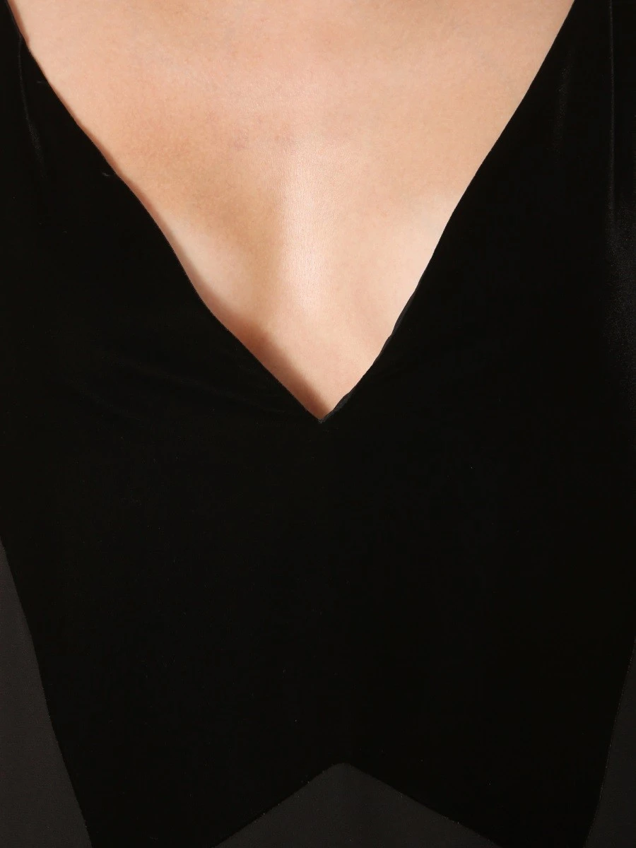 SLEEVELESS DRESS.webp