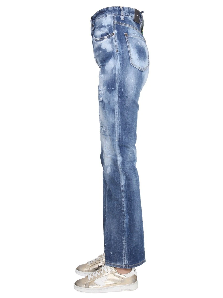 JEANS IN DENIM.webp