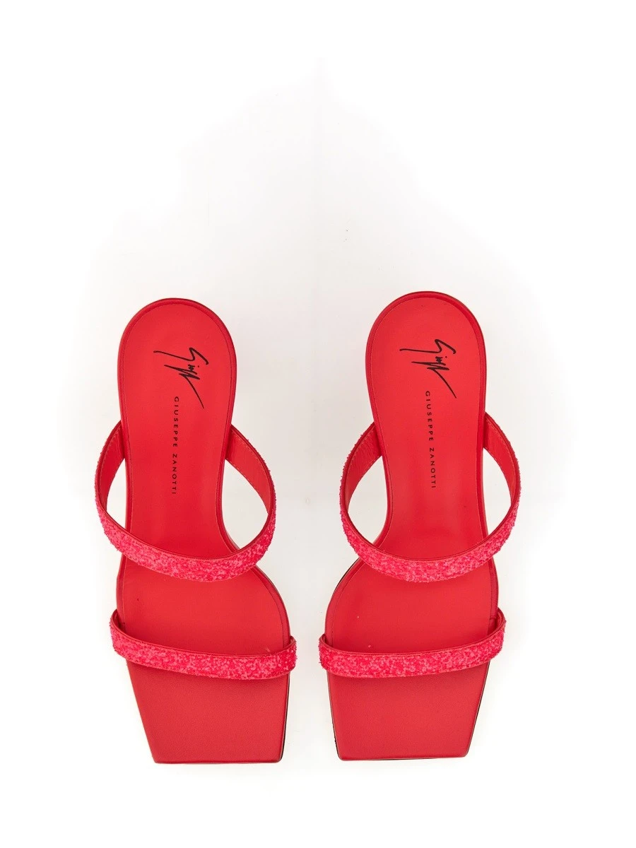 MULES WITH GLITTER.webp