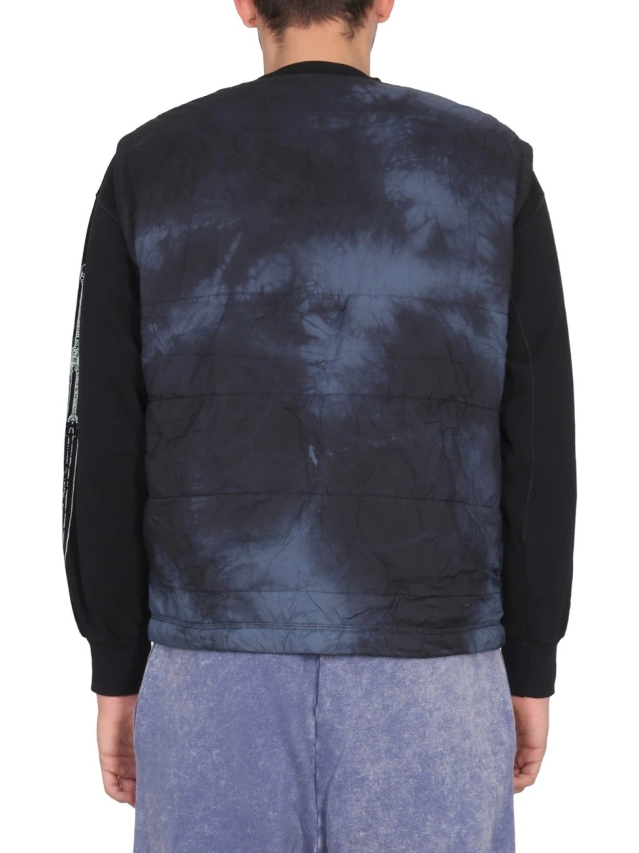 V-NECK VEST.webp