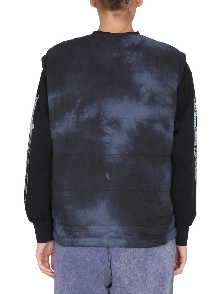 V-NECK VEST.webp