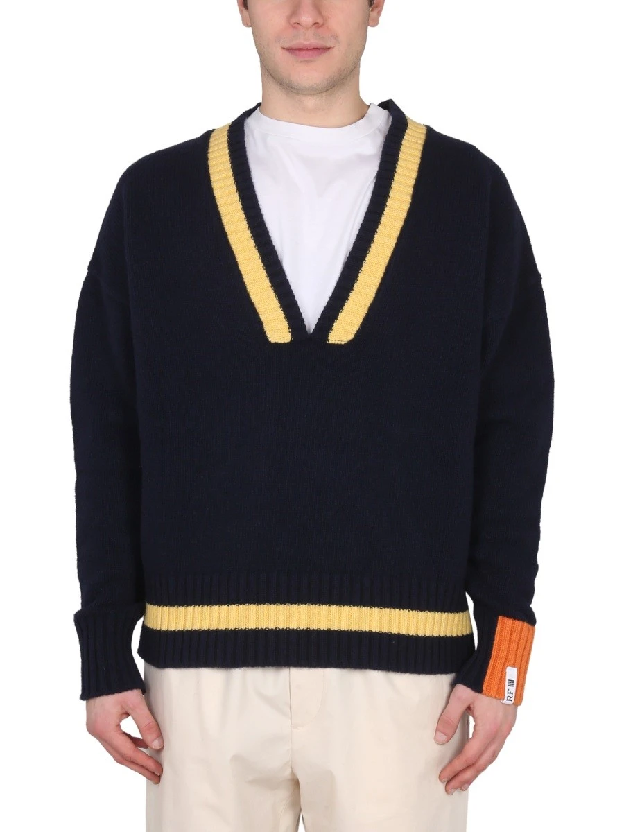 V-NECK JERSEY.webp