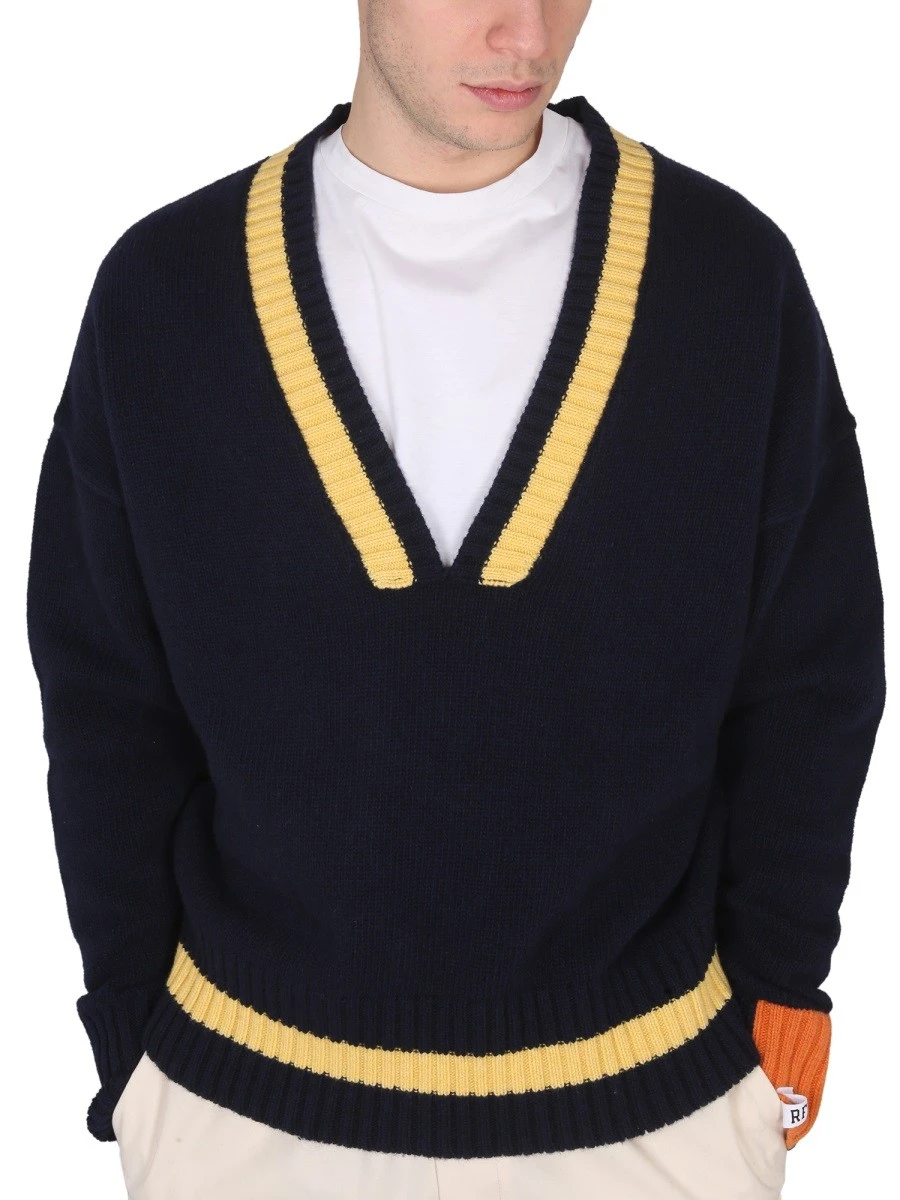 V-NECK JERSEY.webp