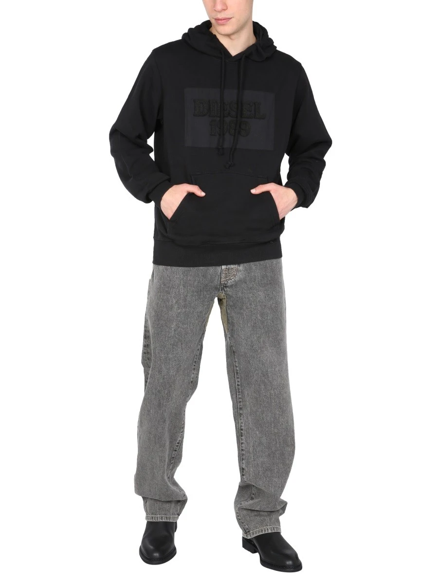 HOODIE.webp