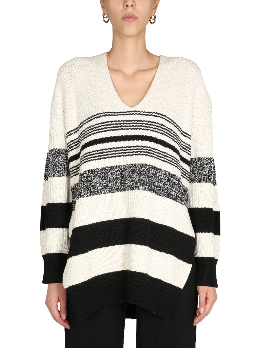 V-NECK SWEATER.webp