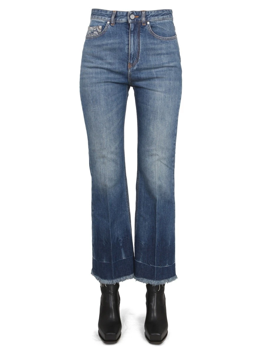 JEANS IN DENIM.webp