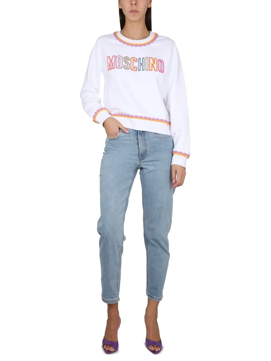 CREWNECK SWEATSHIRT.webp