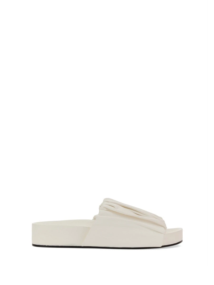 LOW LEATHER SANDALS.webp