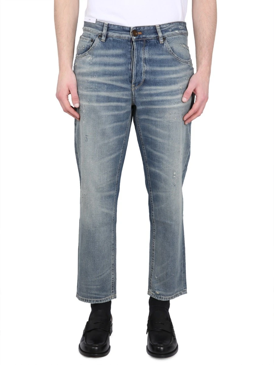 JEANS IN DENIM.webp