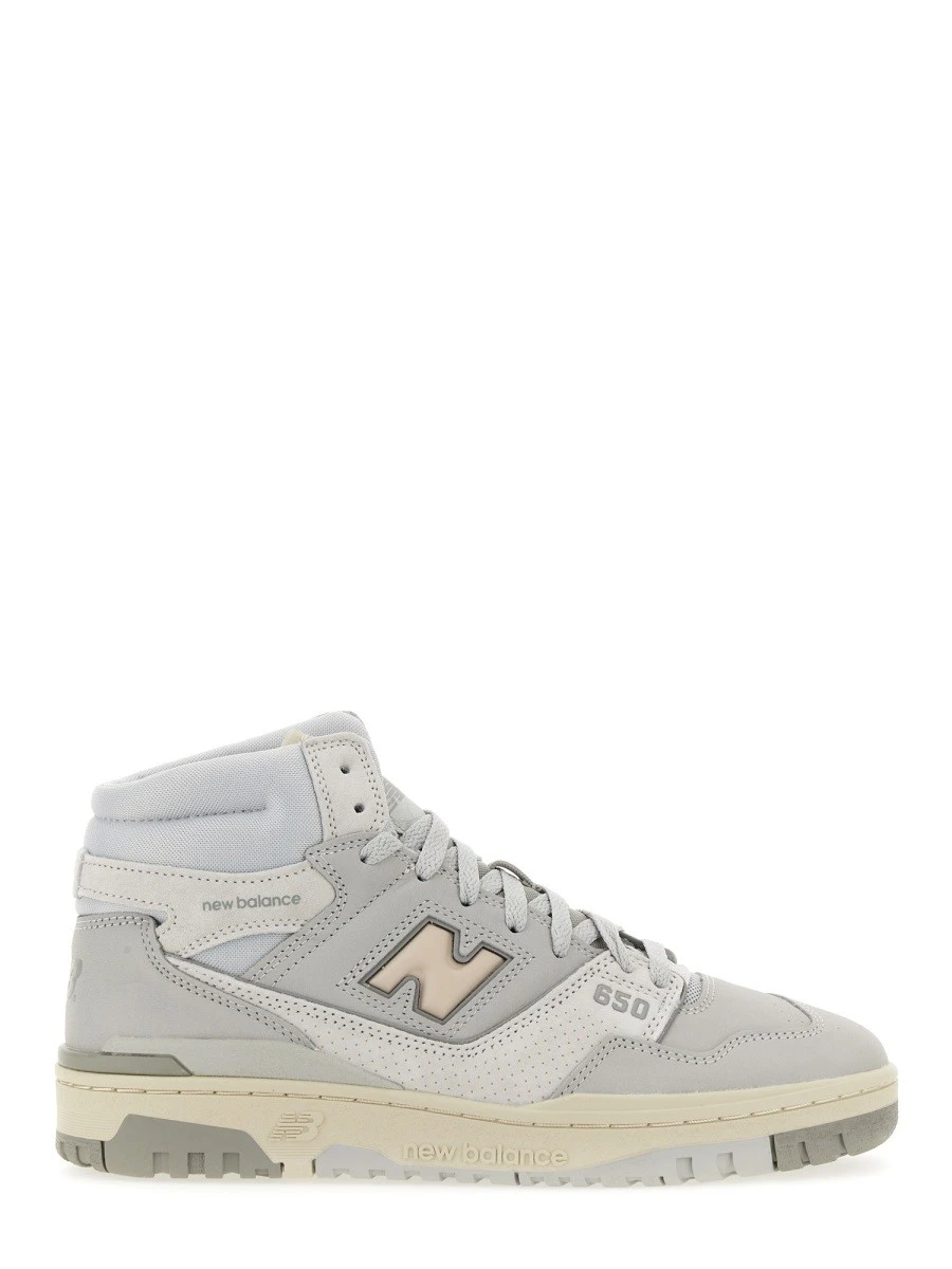 SNEAKER 650.webp