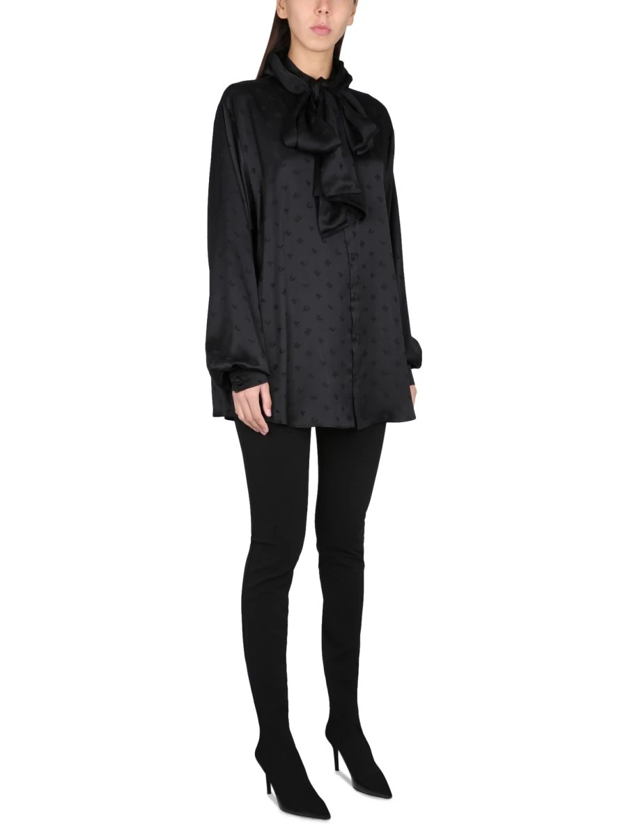 SKINNY LEG JEANS.webp