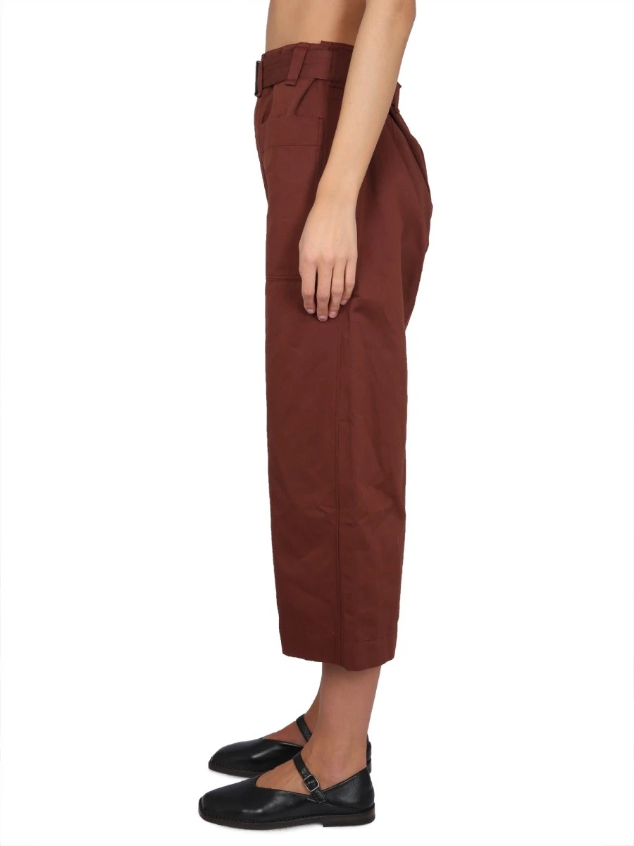 CROPPED PANTS.webp