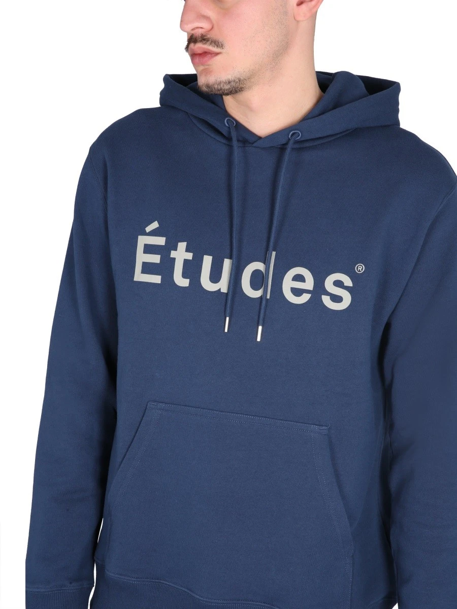 HOODIE.webp