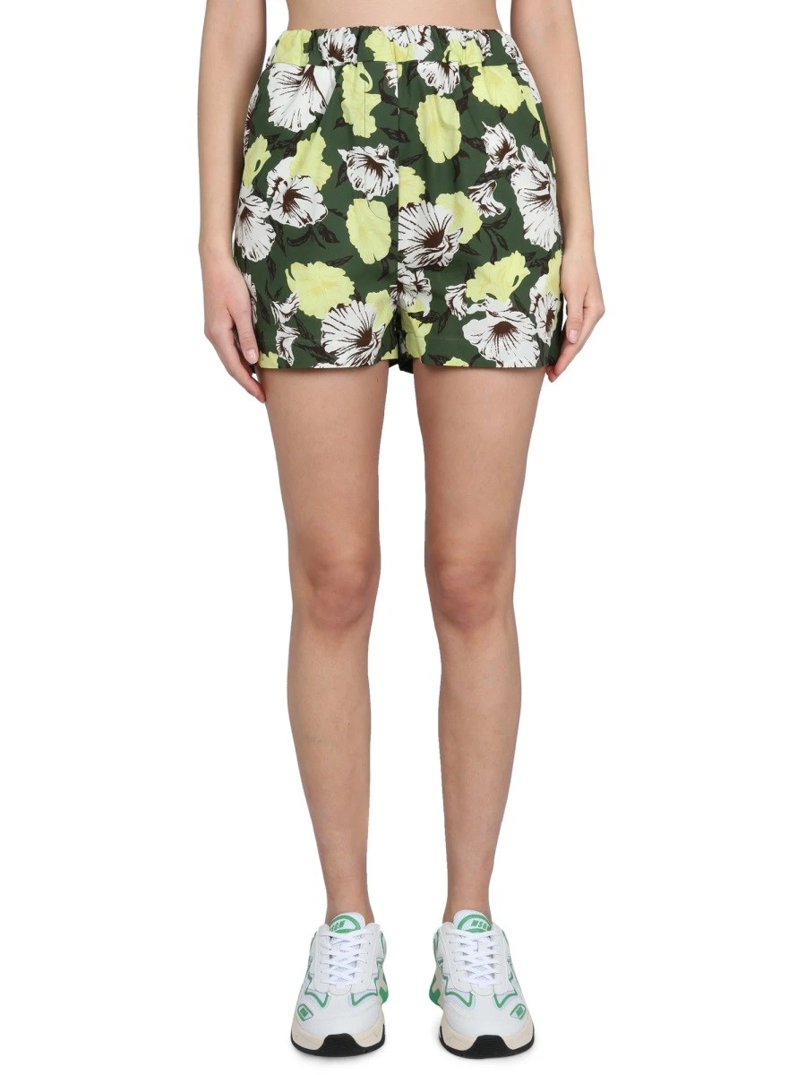 SHORTS WITH ELASTIC.webp