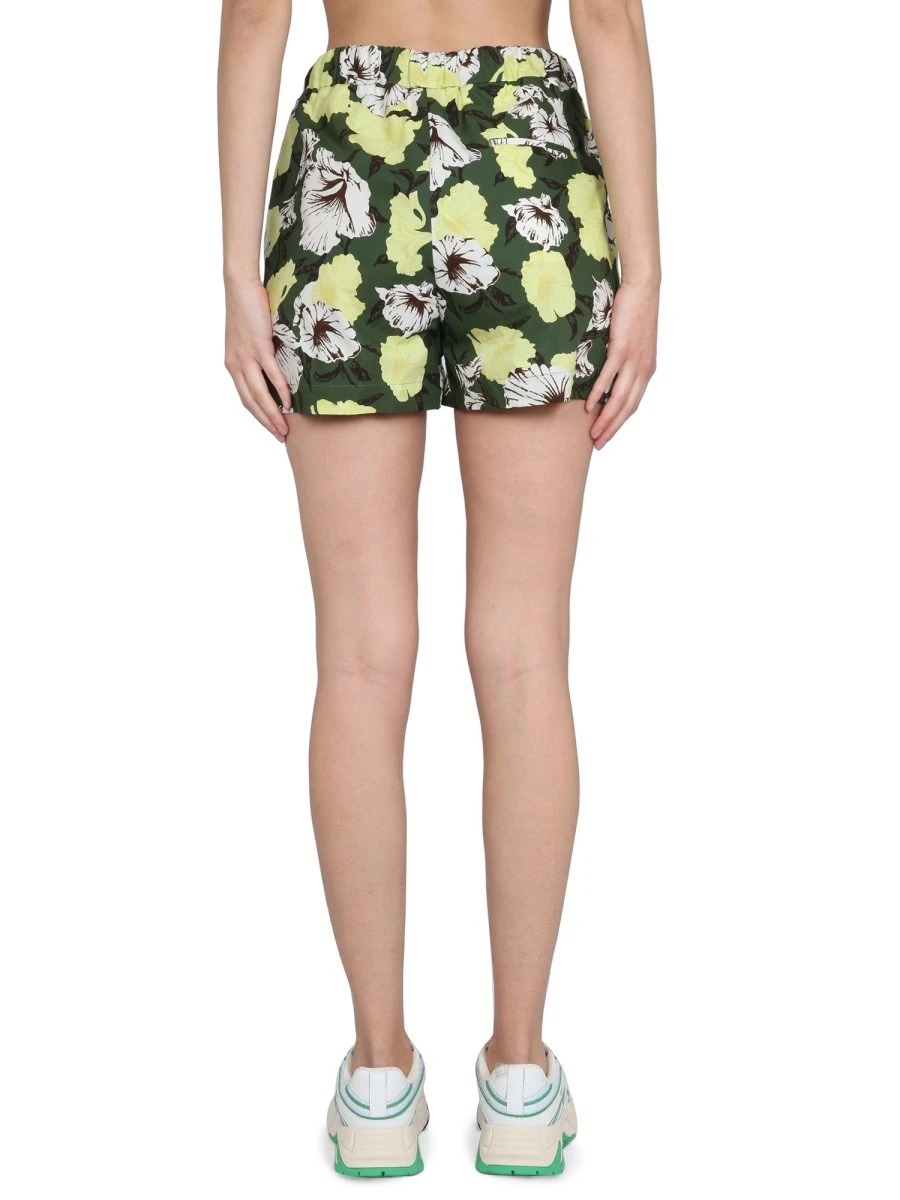 SHORTS WITH ELASTIC.webp
