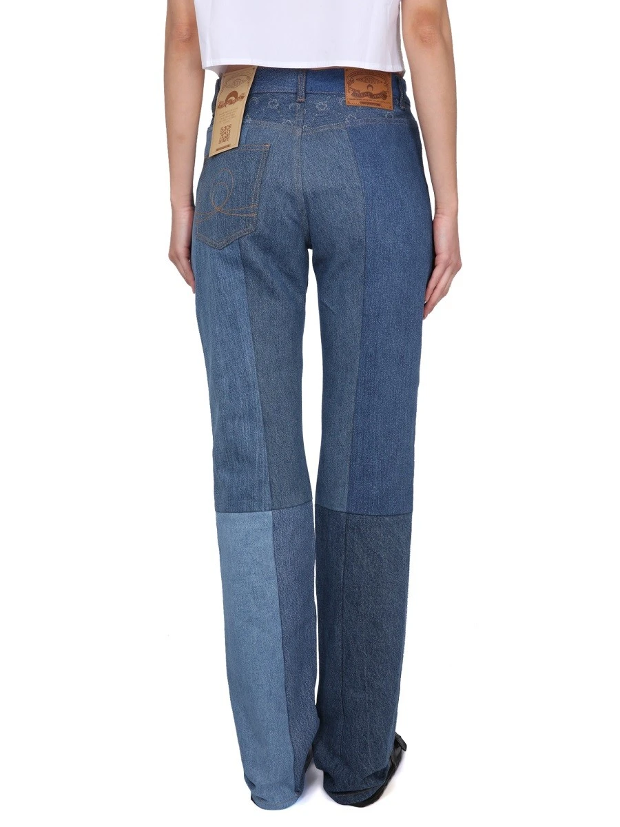 JEANS IN DENIM.webp
