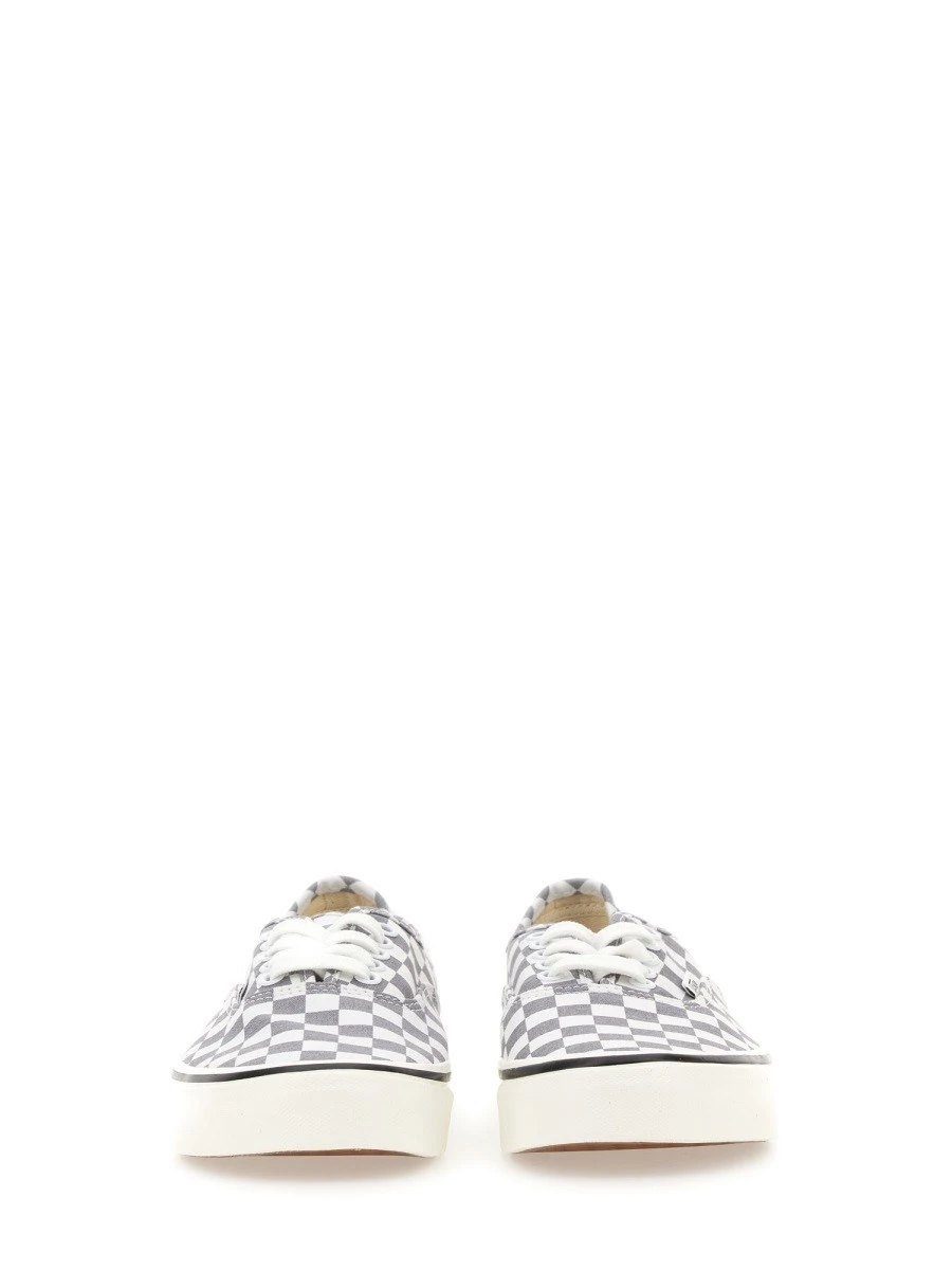 SNEAKER AUTHENTIC 44 DX.webp
