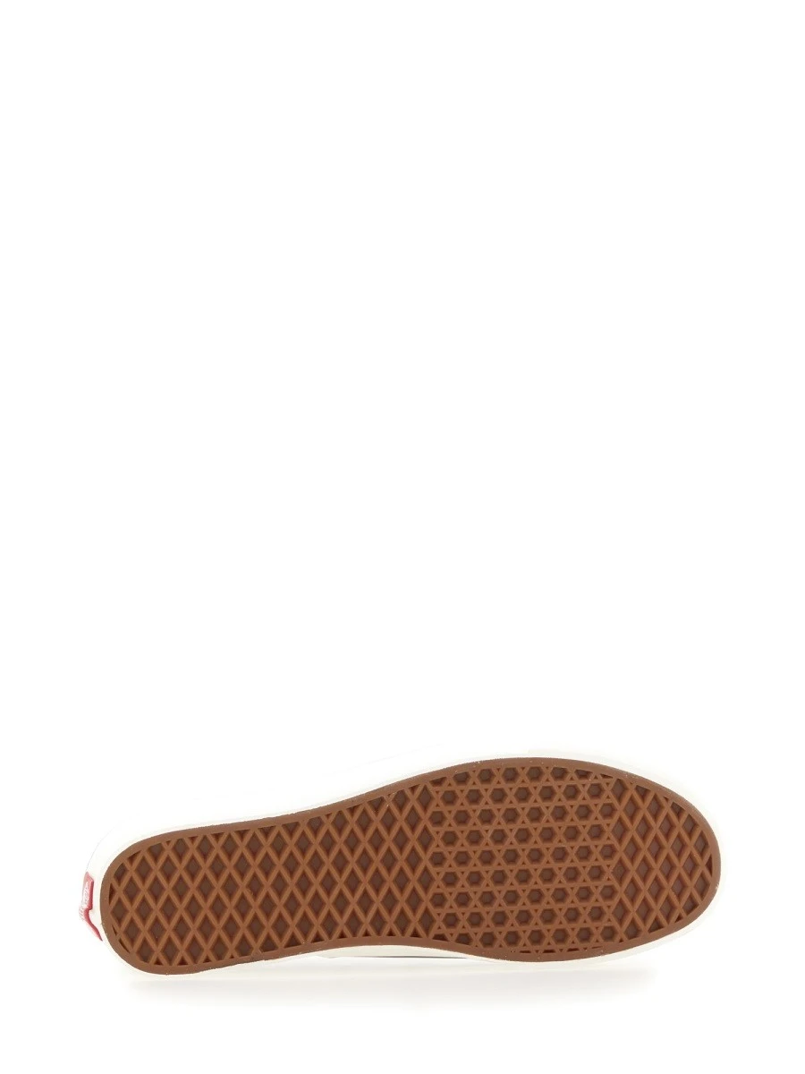 SNEAKER AUTHENTIC 44 DX.webp