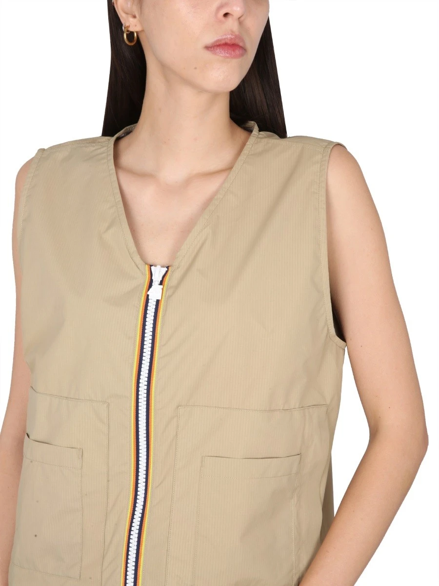 BARNEL VEST.