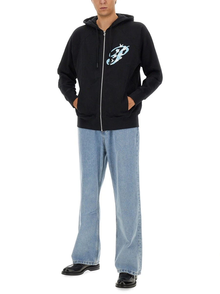 ZIP SWEATSHIRT..webp