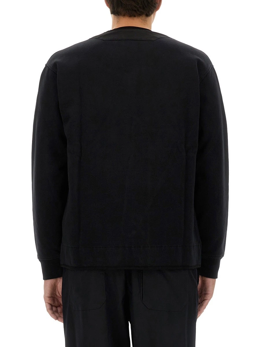 ZIP SWEATSHIRT..webp